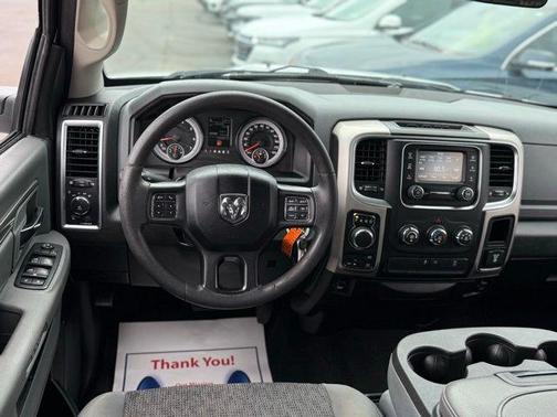 2019 RAM 1500 SLT