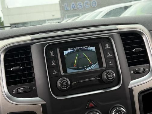 2019 RAM 1500 SLT