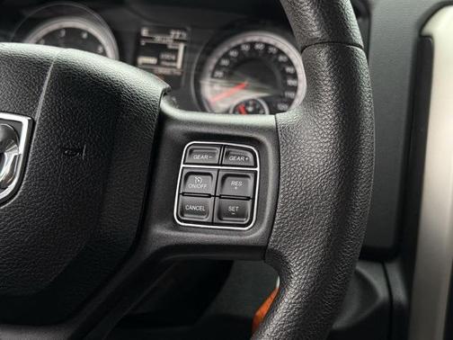2019 RAM 1500 SLT