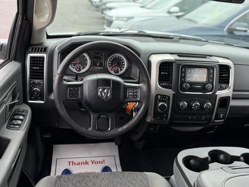 2019 RAM 1500 SLT