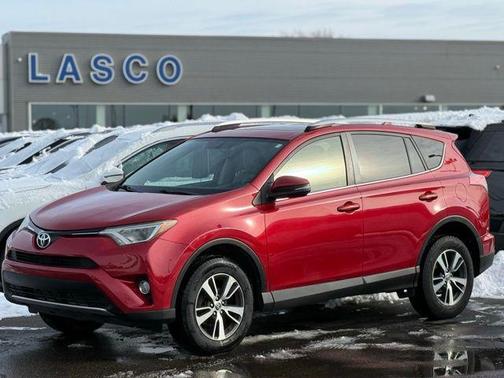 2016 Toyota RAV4 XLE