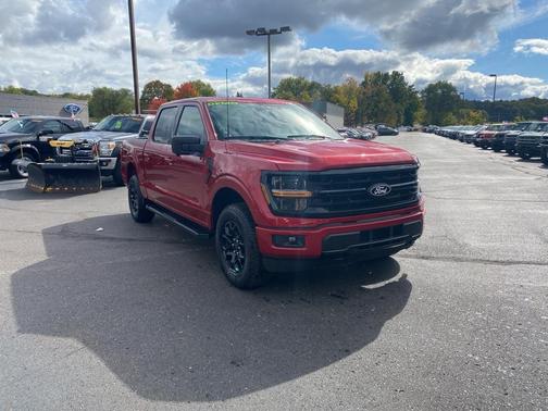 Rapid Red Metallic Tinted Clearcoat 2024 Ford F-150 XLT