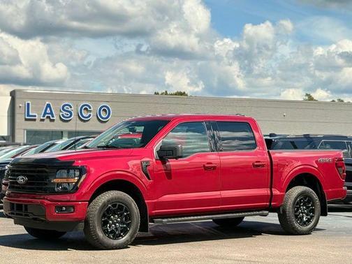 Rapid Red Metallic Tinted Clearcoat 2024 Ford F-150 XLT