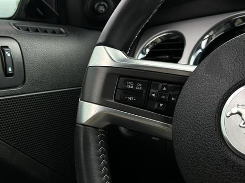 2014 Ford Mustang V6 Premium