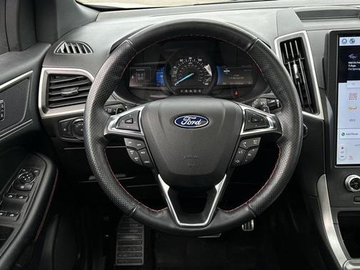 2022 Ford Edge ST Line