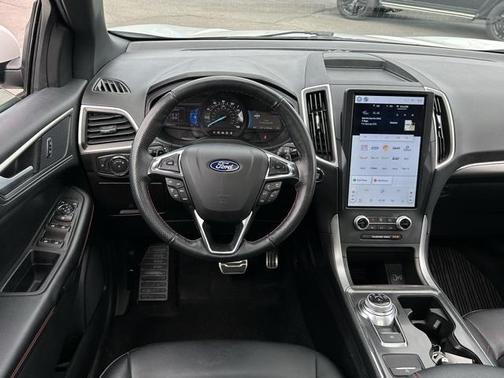 2022 Ford Edge ST Line