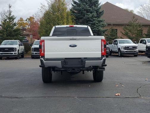 2026 Ford F-350 Lariat