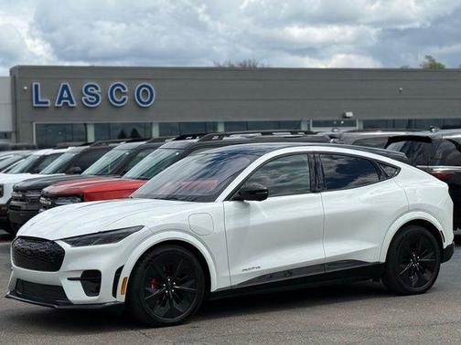 White Metallic 2025 Ford Mustang Mach-E GT