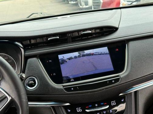 2022 Cadillac XT5 Luxury