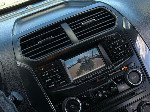 2017 Ford Explorer Base