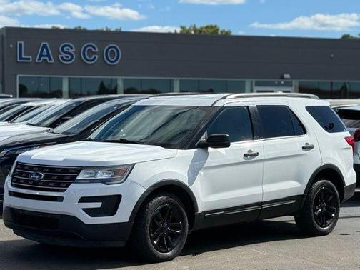 2017 Ford Explorer Base