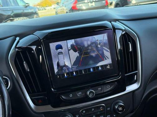 2021 Chevrolet Traverse RS