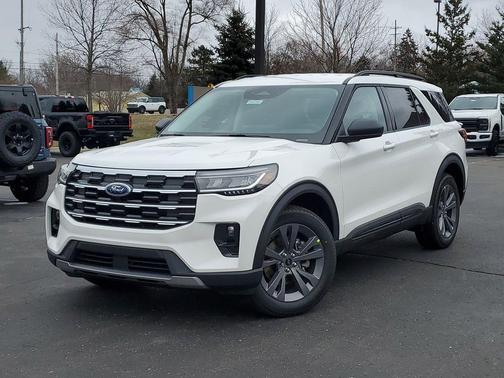 2026 Ford Explorer Active w/200A Pkg
