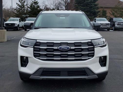 2026 Ford Explorer Active w/200A Pkg
