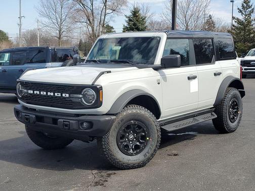 Avalanche Gray 2026 Ford Bronco Big Bend