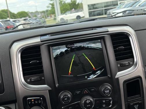 2019 RAM 1500 SLT
