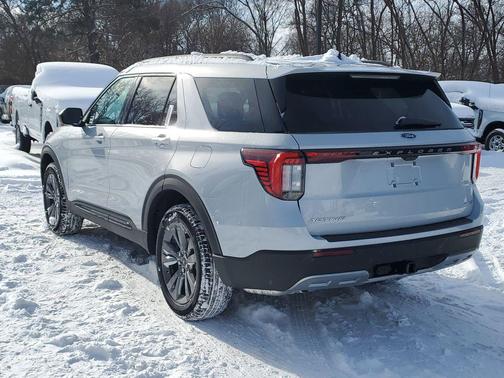 2026 Ford Explorer Active (200A)