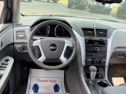 2011 Chevrolet Traverse LS