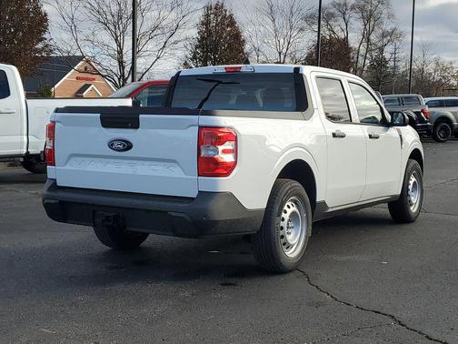 2025 Ford Maverick XL