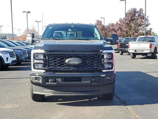 2026 Ford F-350 Lariat