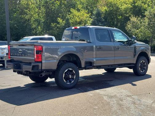 2025 Ford F-350 Lariat