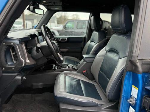 2021 Ford Bronco Base