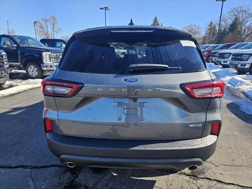 2025 Ford Escape ST-Line