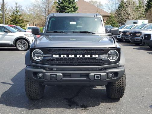Carbonized Gray Metallic 2026 Ford Bronco Big Bend
