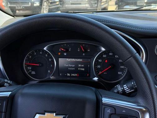 Summit White 2025 Chevrolet Blazer 2LT