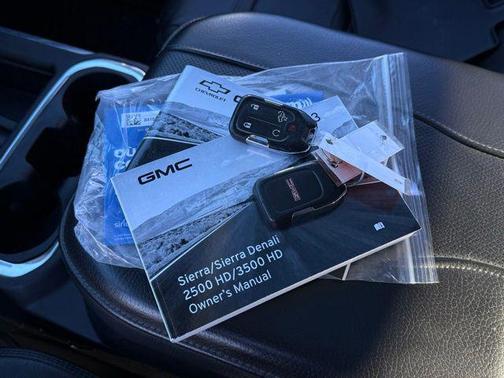 2023 GMC Sierra 2500 Denali