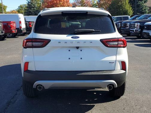 2026 Ford Escape PHEV SE