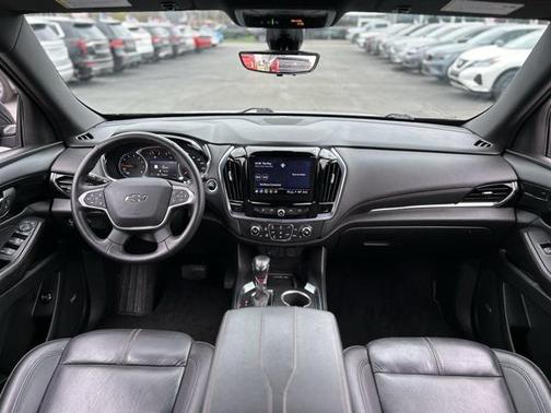 2022 Chevrolet Traverse RS