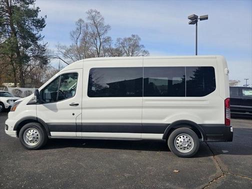 2025 Ford Transit-350 XLT