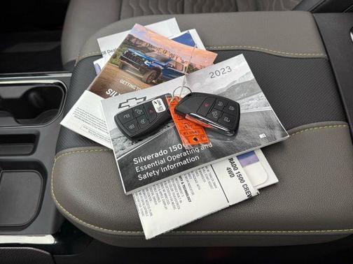 2023 Chevrolet Silverado 1500 ZR2