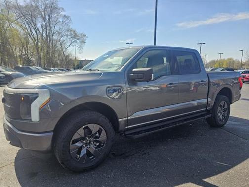 2025 Ford F-150 Lightning Flash