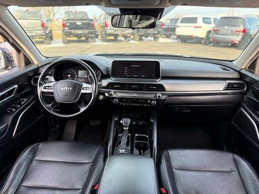 2022 Kia Telluride LX