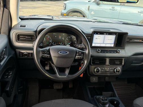 2023 Ford Maverick XL