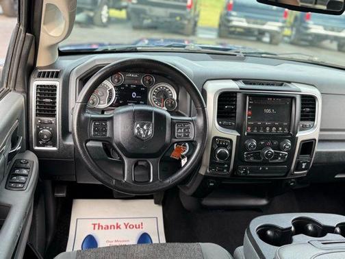 2016 RAM 1500 SLT