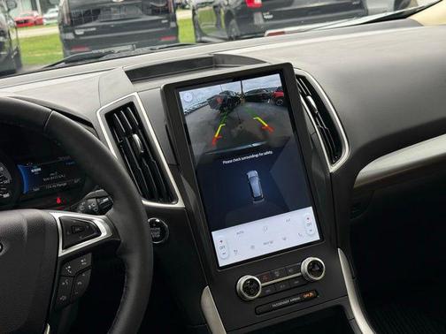 Blue Metallic 2024 Ford Edge SEL