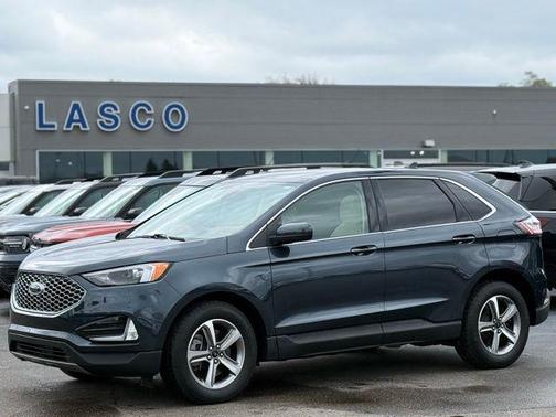 Blue Metallic 2024 Ford Edge SEL