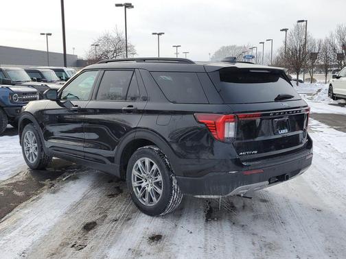 2026 Ford Explorer Active (200A)