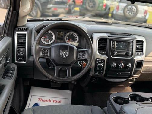 2016 RAM 1500 SLT