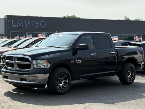2016 RAM 1500 SLT