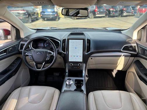 2021 Ford Edge Titanium