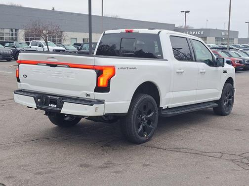 2025 Ford F-150 Lightning Platinum