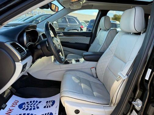 2017 Jeep Grand Cherokee Summit