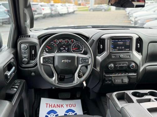 2022 Chevrolet Silverado 1500 Custom Trail Boss