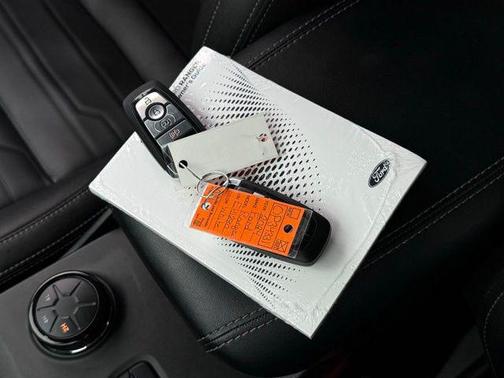 Oxford White 2024 Ford Ranger LARIAT