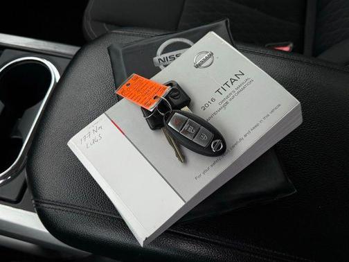 2016 Nissan Titan XD SV