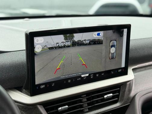 Agate Black Metallic 2026 Ford Explorer Platinum